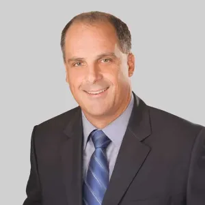 Photo of Dr. Warren R. Amos