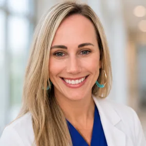 Photo of Lauren Deery Headshot